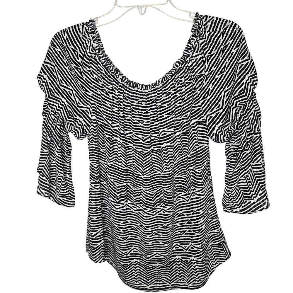 WHBM White House Black Market Black White Shadow Stripe Blouse Size Small NWT